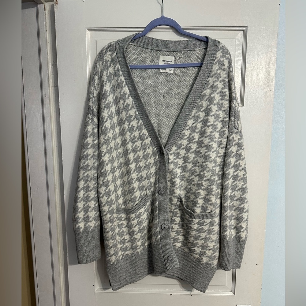 Abercrombie & Fitch Houndstooth Pattern Cardigan … - image 1